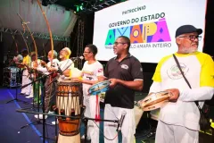 Apresentacao-de-grupos-de-Capoeira.-E-celebracao-da-nossa-cultura-negra-heranca-ancentral-do-4