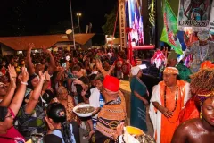 ✊🏿E-quando-o-sol-se-despediu-a-forca-espiritual-se-reacendeu-na-Missa-dos-Quilombos-que-emo-14